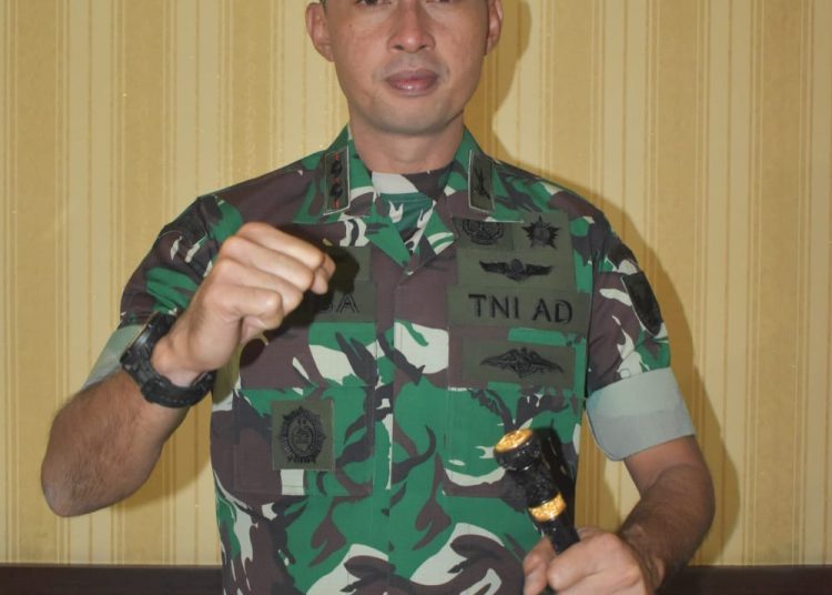 Bersama Rakyat TNI Kuat