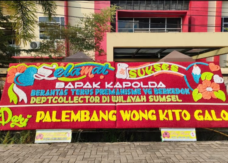 Mapolda Sumsel Banjir Karangan Bunga, Dukung Polisi Tindak Tegas Premanisme Berkedok Debt Collector