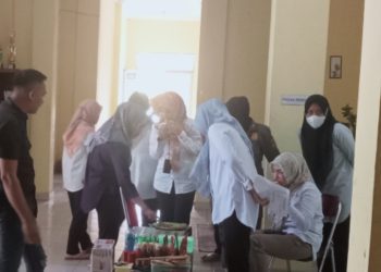 Saat Jam Kerja Kantor Inspektorat Muara Enim Dijadikan Tempat Memasak Kue